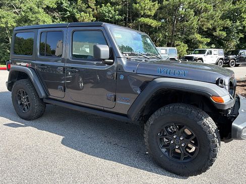 Used 2025 Jeep Wrangler Unlimited Sport S 4xe AWD/4WD image 5