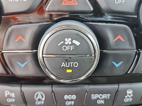 Certified 2020 Jeep Grand Cherokee Limited RWD image 7