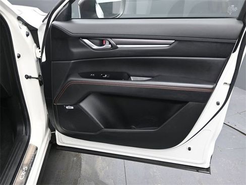 Certified 2024 MAZDA CX-5 Carbon Edition image 24