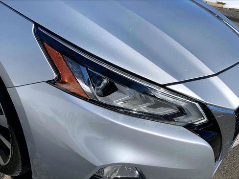 Used 2020 Nissan Altima 2.5 SR w/ Premium Package image 27
