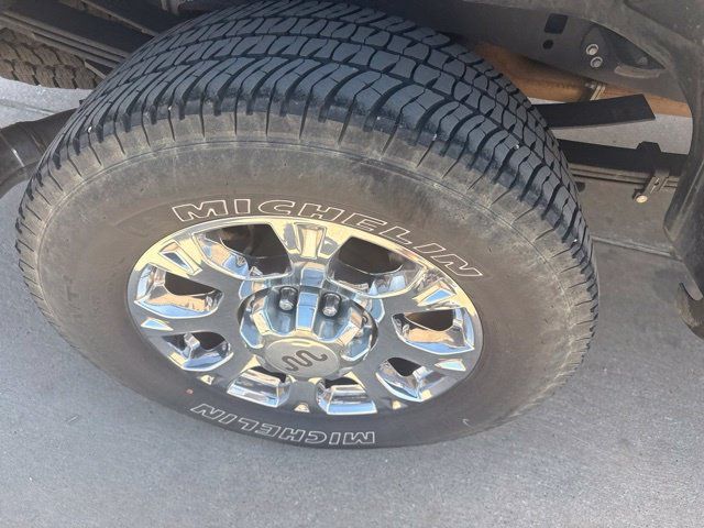 Used 2022 Ford F350 King Ranch w/ King Ranch Ultimate Package AWD/4WD image 13