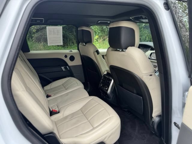Used 2018 Land Rover Range Rover Sport HSE AWD/4WD image 16