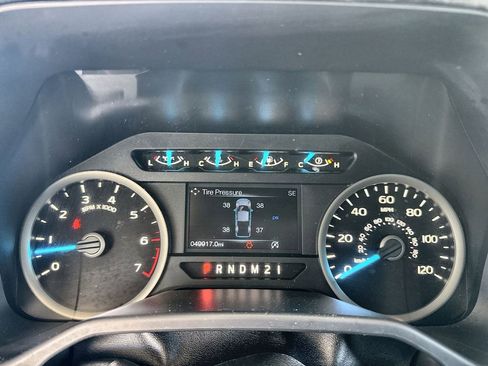 Used 2016 Ford F150 XLT w/ Equipment Group 302A Luxury AWD/4WD image 4