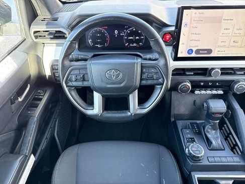 Used 2024 Toyota Tacoma TRD Off-Road AWD/4WD image 12