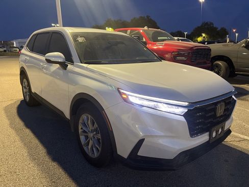 Used 2025 Honda CR-V EX-L image 3