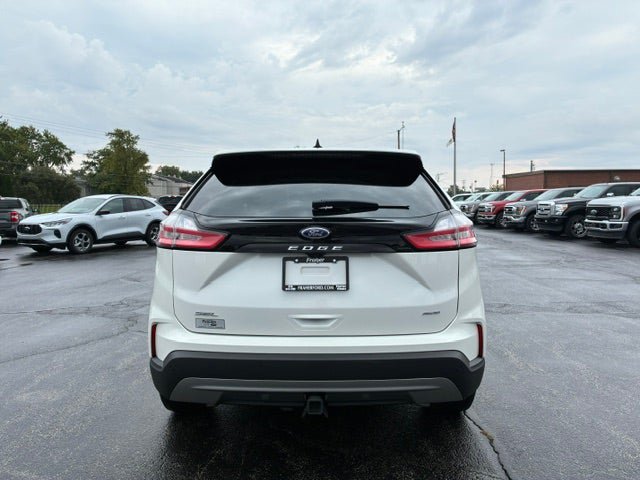Used 2024 Ford Edge SEL w/ Convenience Package AWD/4WD image 4