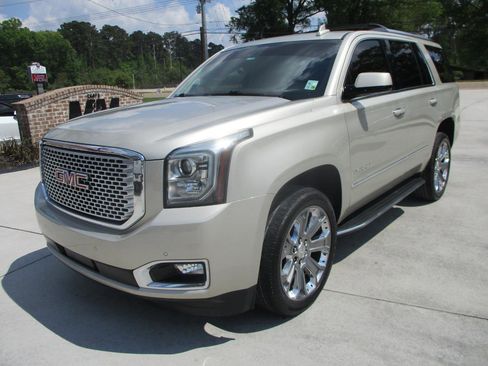 Used 2015 GMC Yukon Denali w/ Open Road Package image 1