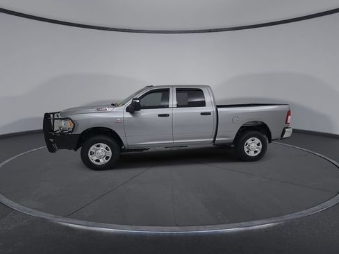 Used 2024 RAM 2500 Tradesman w/ Chrome Appearance Group AWD/4WD image 10