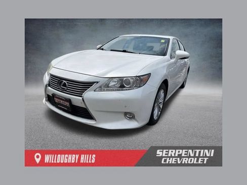 Used 2014 Lexus ES 350 w/ Luxury Package FWD image 1
