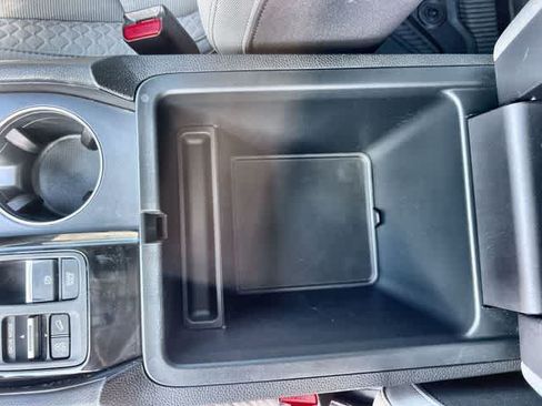 Used 2023 Honda Pilot LX image 27