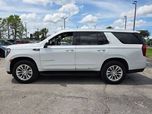 Used 2022 GMC Yukon SLT w/ SLT Luxury Package AWD/4WD image 4