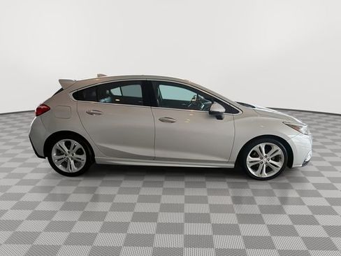 Used 2017 Chevrolet Cruze Premier w/ RS Package FWD image 12
