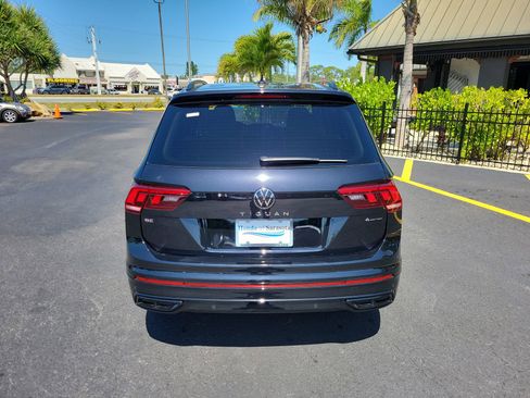 Used 2023 Volkswagen Tiguan SE R-Line AWD/4WD image 7