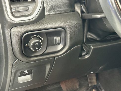 Used 2024 RAM 1500 Big Horn AWD/4WD image 10