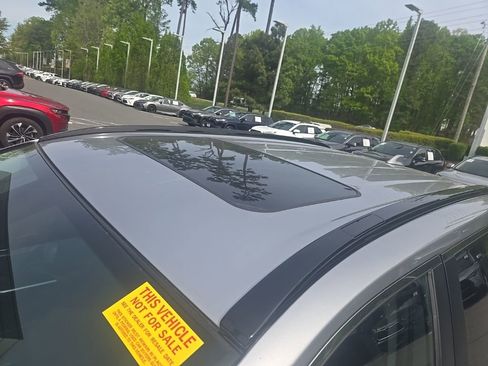 Used 2025 Toyota RAV4 XLE w/ Convenience Package image 2