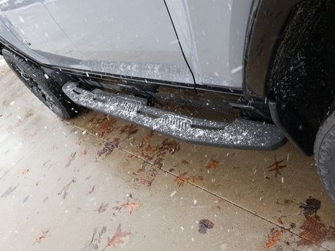 New 2025 GMC Hummer EV 2X image 10