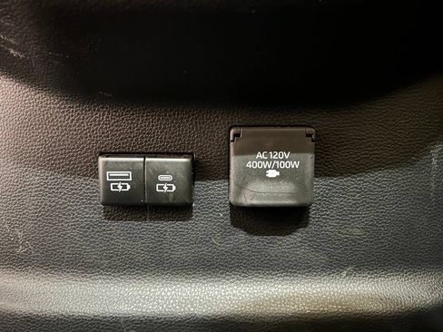 Used 2022 Toyota Tundra 1794 Edition AWD/4WD image 39
