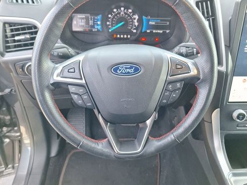 Certified 2023 Ford Edge ST-Line image 11