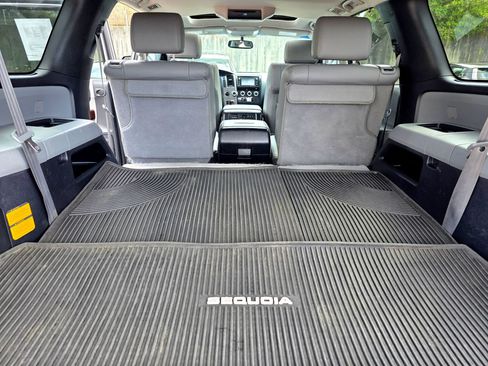 Used 2015 Toyota Sequoia Platinum AWD/4WD image 52