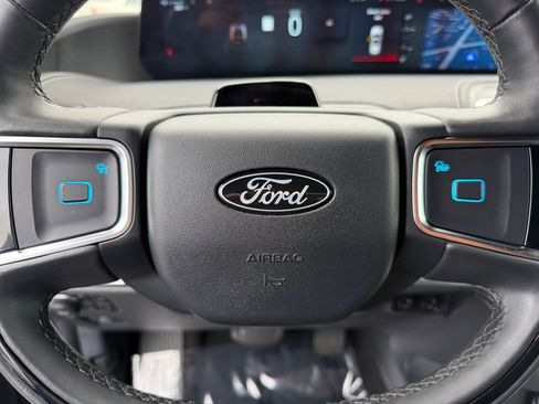 Used 2025 Ford Expedition Platinum w/ Stealth Appearance Package AWD/4WD image 22