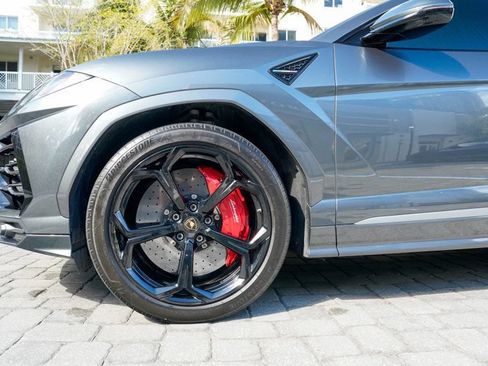 Used 2019 Lamborghini Urus AWD/4WD image 12