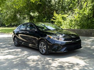 Used 2024 Kia Forte LXS FWD video 2