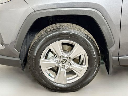 Used 2025 Toyota RAV4 XLE w/ Convenience Package FWD image 29