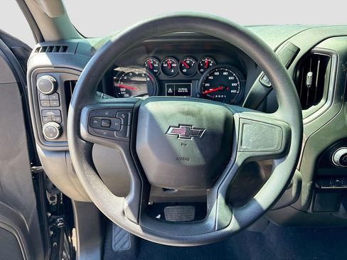 Used 2025 Chevrolet Silverado 1500 Custom Trail Boss w/ Dark Appearance Package image 11