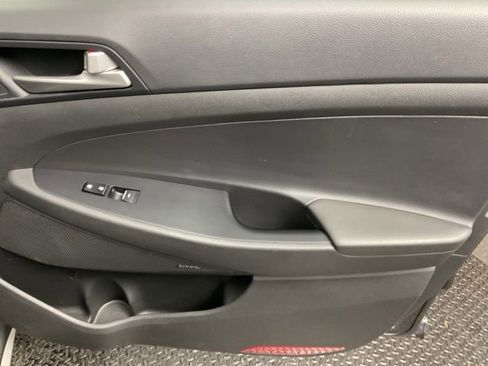 Used 2020 Hyundai Tucson Limited image 28