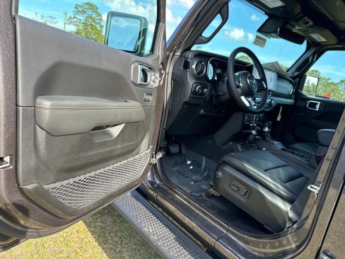 New 2025 Jeep Wrangler Sahara w/ Safety Group image 15