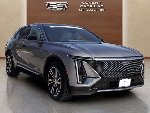Certified 2024 Cadillac Lyriq Luxury image 6