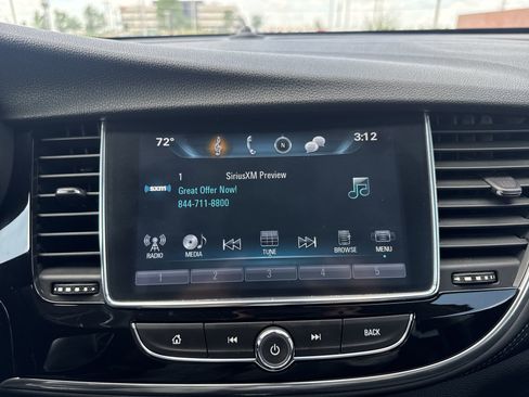 Used 2020 Buick Encore Preferred FWD image 16