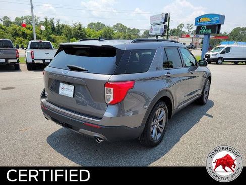 Certified 2022 Ford Explorer XLT w/ Equipment Group 202A RWD image 5