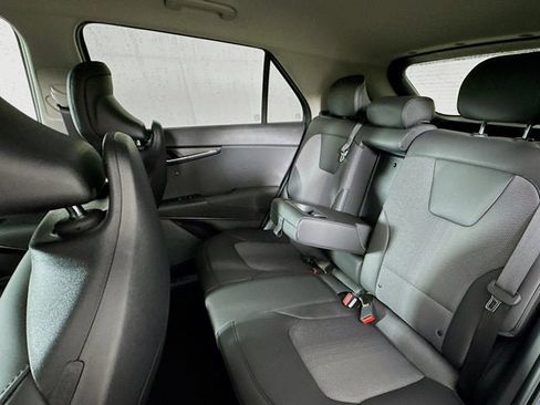 New 2025 Kia Niro Wind image 28