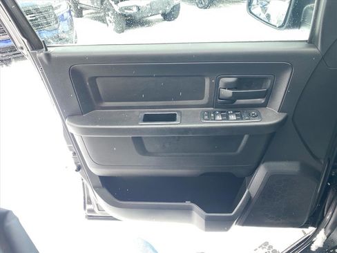 Used 2017 RAM 1500 Express w/ Express Value Package image 14