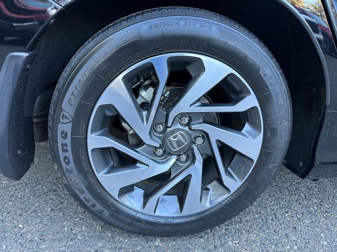 Used 2018 Honda Civic EX image 9