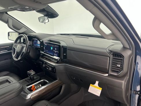 Used 2022 Chevrolet Silverado 1500 RST w/ All Star Edition Plus AWD/4WD image 25