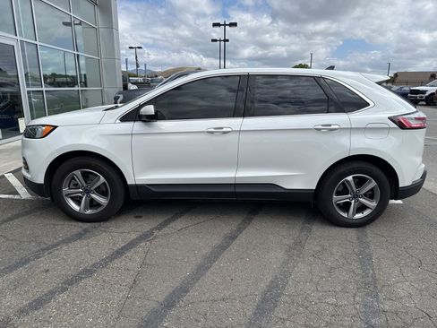 Used 2022 Ford Edge SEL w/ Convenience Package AWD/4WD image 2