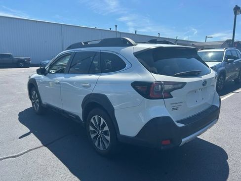 Used 2024 Subaru Outback Limited AWD/4WD image 7
