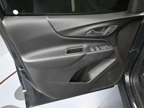 Used 2019 Chevrolet Equinox LT image 13