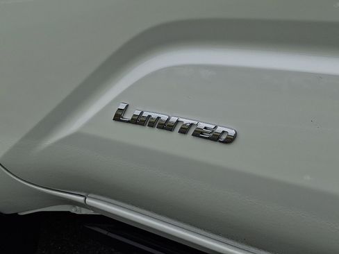 New 2026 Toyota Tacoma Limited AWD/4WD image 5