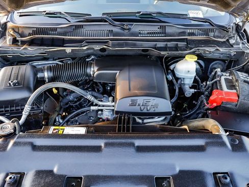 Certified 2024 RAM 1500 Classic SLT image 31