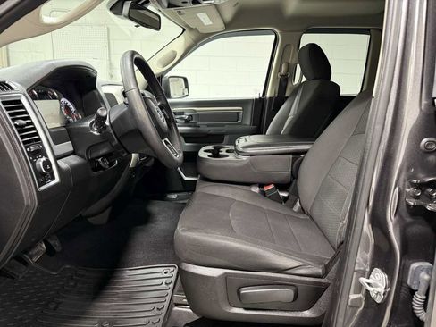 Used 2019 RAM 1500 Classic Warlock w/ Electronics Group AWD/4WD image 9