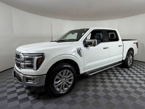 Used 2024 Ford F150 Lariat w/ FX4 Off-Road Package image 2