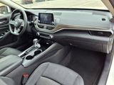 Used 2023 Nissan Altima 2.5 SV image 5