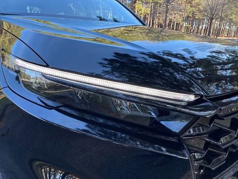 Used 2026 Honda CR-V Sport image 9