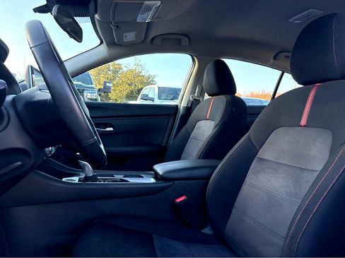 Used 2024 Nissan Sentra SR image 17