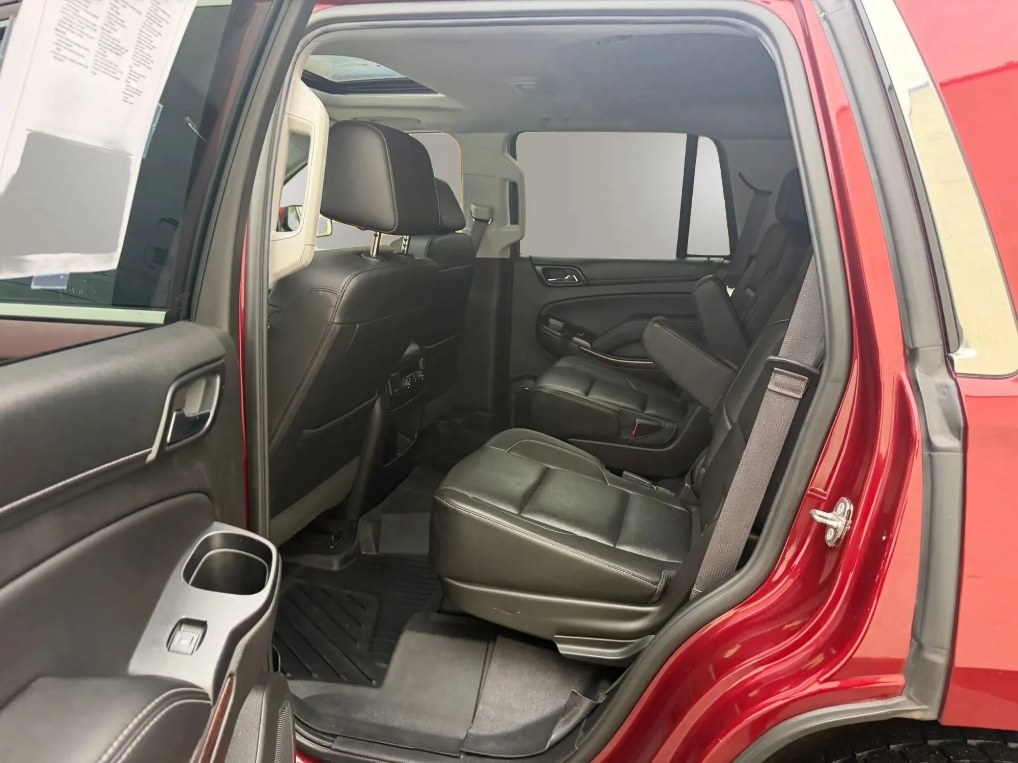 Used 2017 GMC Yukon SLT w/ Premium Edition AWD/4WD image 31