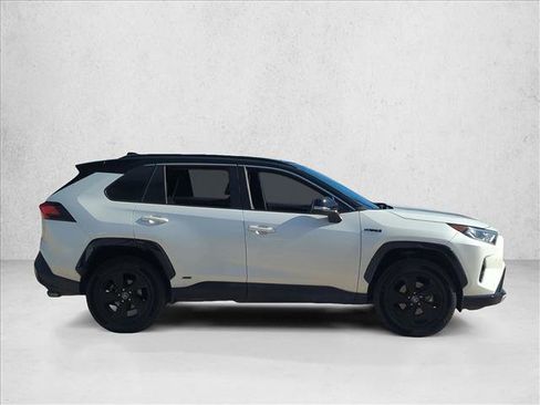 Used 2021 Toyota RAV4 XSE image 4