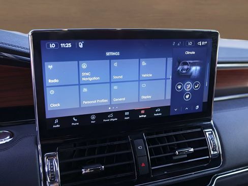 Used 2022 Lincoln Navigator L Reserve AWD/4WD image 15
